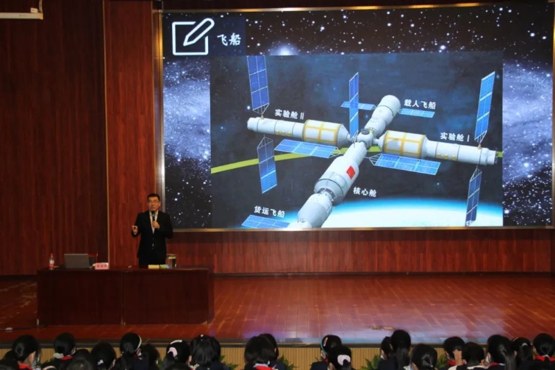 FZkM_1651215832430042311.jpg FZkM_1651215832430042311.jpg